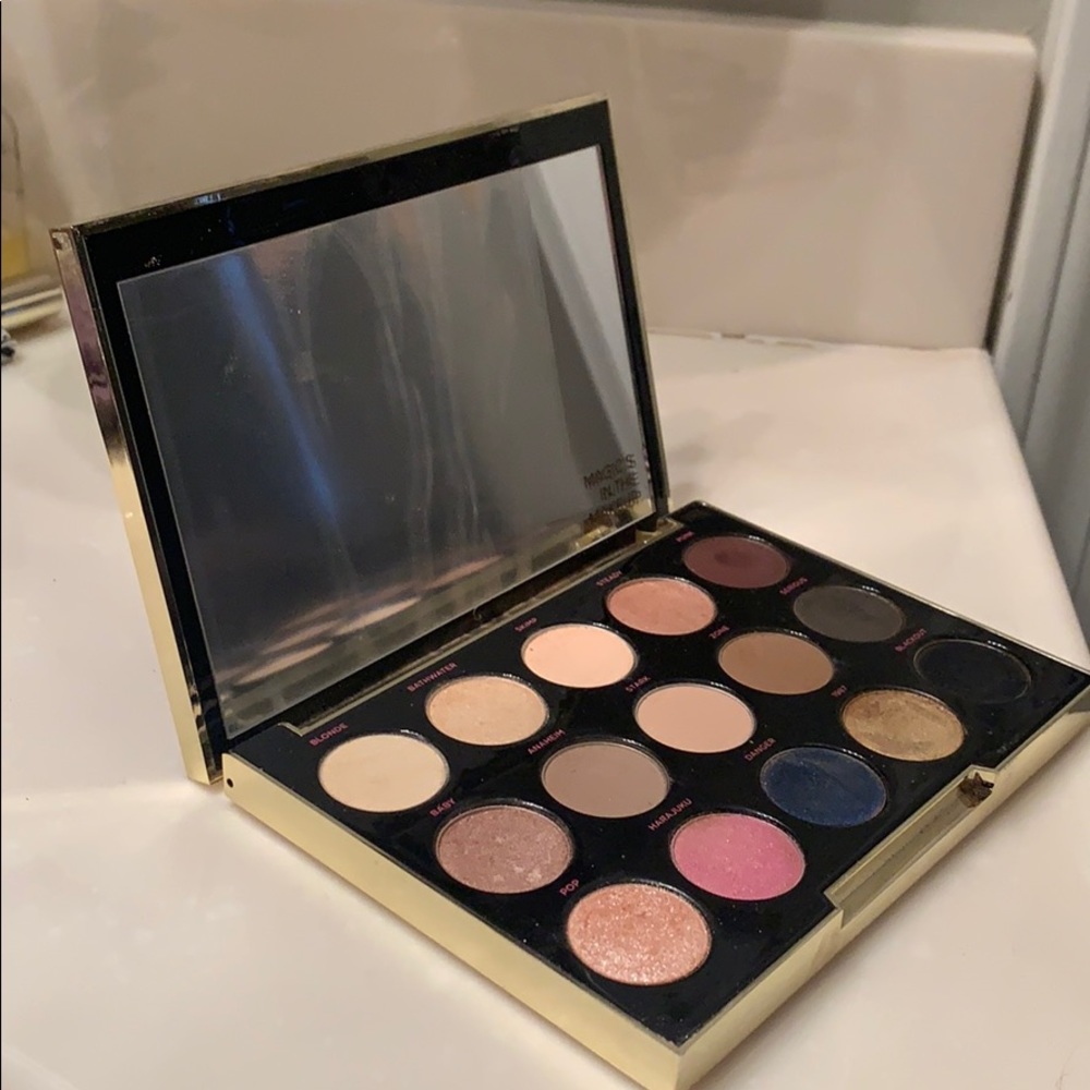 Urban Decay | Gwen Stefani eye shadow